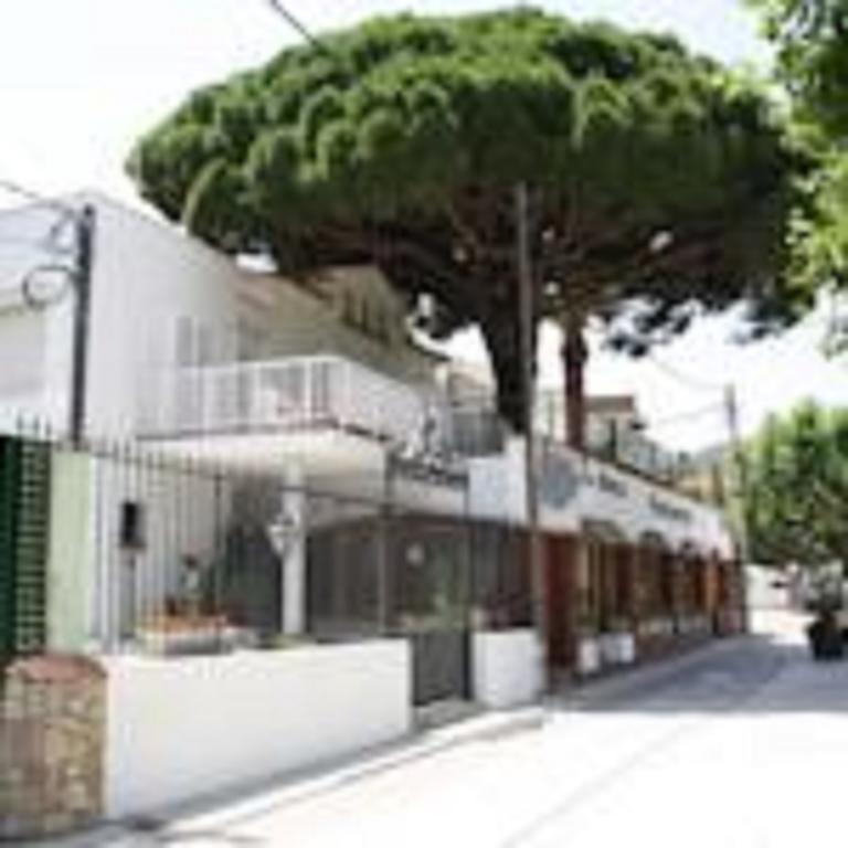 Hotel La Masia Portbou Eksteriør billede